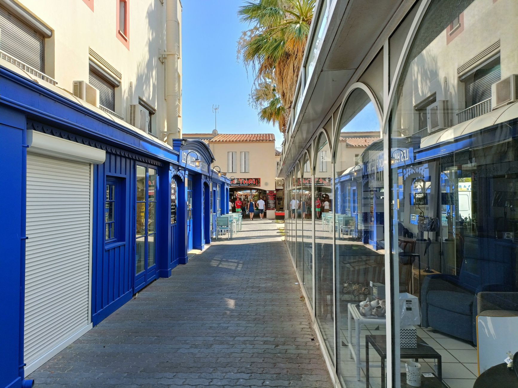 Agence immobilière commerciale équipe à Issy-les-Moulineaux
